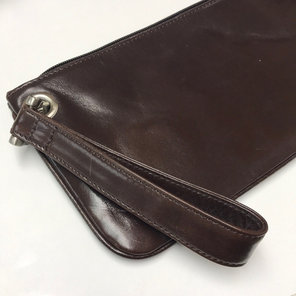 HOBO brown wristlet